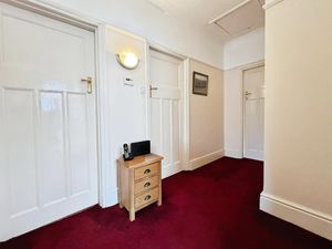 Photo 25- click for photo gallery